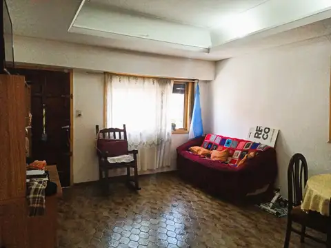 Depto Tipo Casa en Venta con 1 cocheras