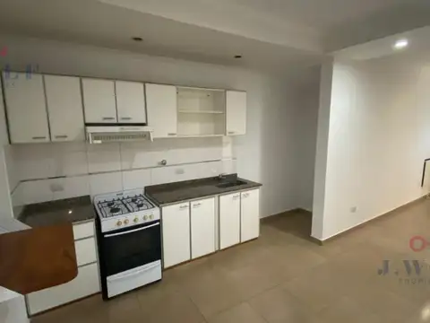 Depto Tipo Casa en Alquiler de 3 ambientes
