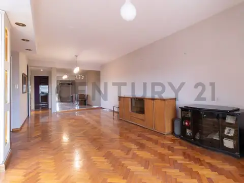 Departamento en Venta de 4 dormitorios