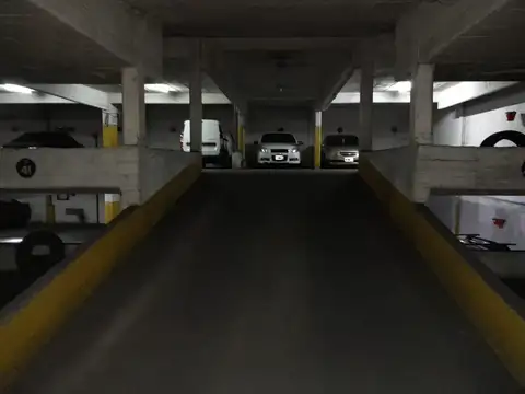 Cochera en Centro