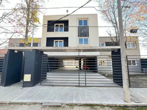 Intendente Corvalan & Soldado Roberto Derrico 1900