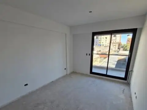 Alvear al 500 (Semipiso de 2 dormitorios C/Balcón a ESTRENAR)