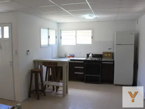 Casa 10 ambientes con 4 baños