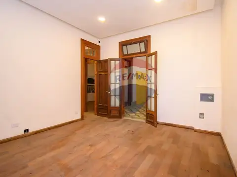 Salón comercial en microcentro