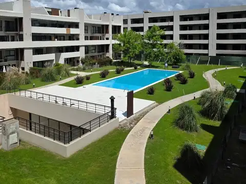 VENTA 2 AMB COMPLEJO VIVO TORTUGUITAS BALCON 21m2