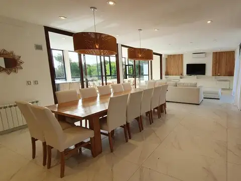 Casa en Venta 1 año