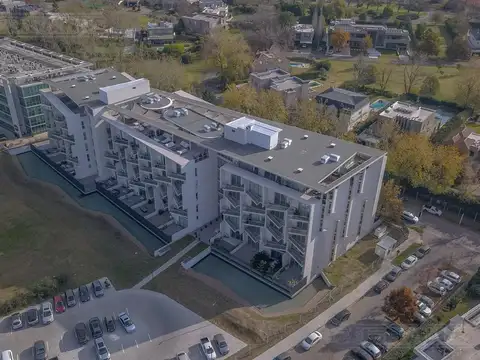 Ayres Studios, AyresVila