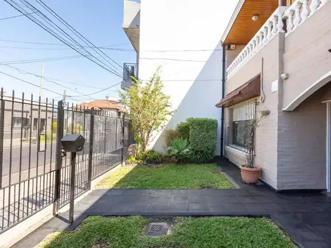 Carlos Octavio Bunge 1200