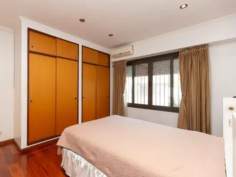 CASA EN DOS PLANTAS EN EL PALOMAR/PERMUTA