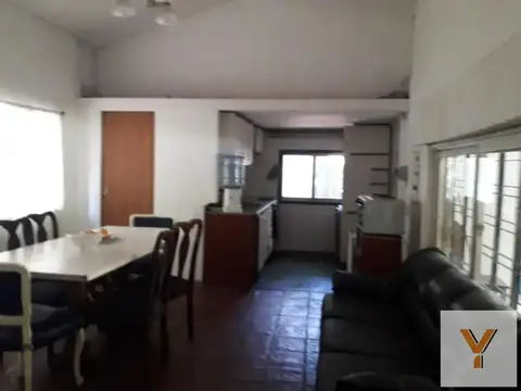 Ituzaingó 5366 e/ Martiniano Leguizamon y Homero