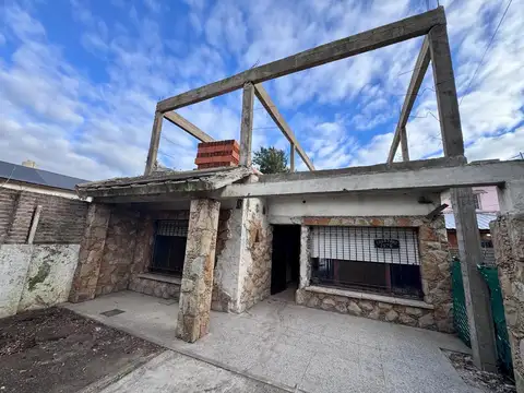 Casa en Luis Guillon