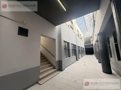 Galpón - depósito de 1920 m2 en Floresta Sur - ALQUILER