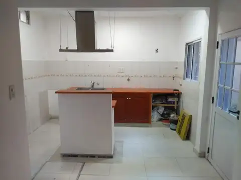 Depto Tipo Casa 3 ambientes con 3 baños