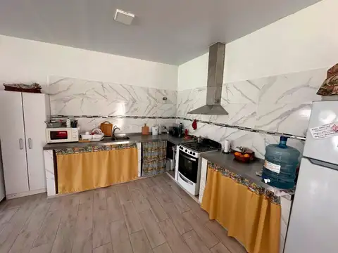 Casa 4 ambientes con 1 baño