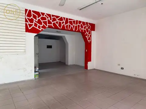 Local en Venta en Los Hornos, USD 170.000