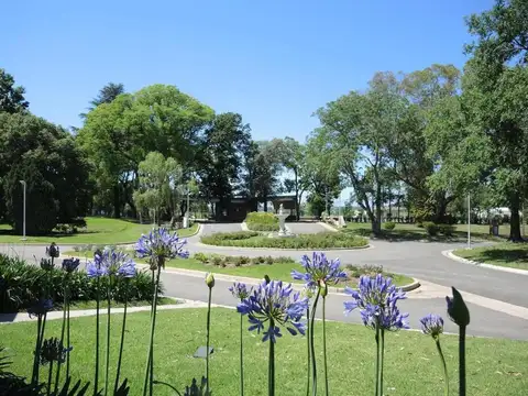 GRV- VENTA LOTE INTERNO EN BARRIO MONET, CARDALES