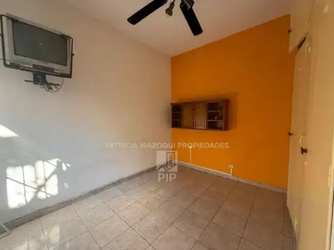 Depto Tipo Casa en Venta en Haedo, USD 75.000