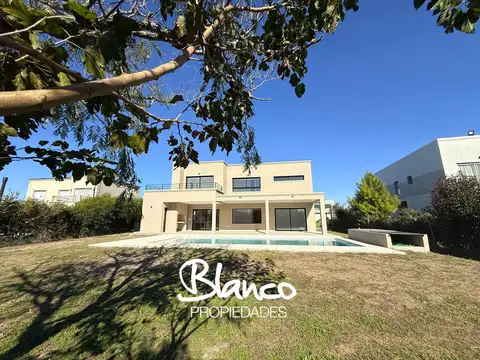 Casa en Venta en Haras Santa Maria, Countries y Barrios Cerrados en Escobar