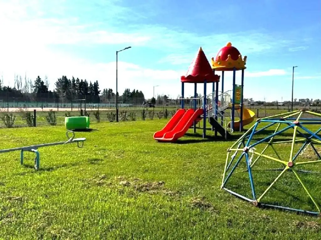 Terreno - 653  m² Total