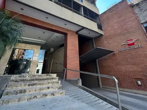 Venta depto 2 d Barrio Norte con amenities