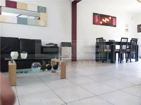 Las Madreselvas al 2600