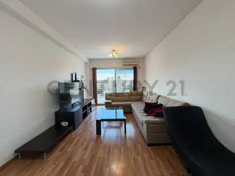 Venta Depto 3 Ambientes con Balcon terraza en Flores.