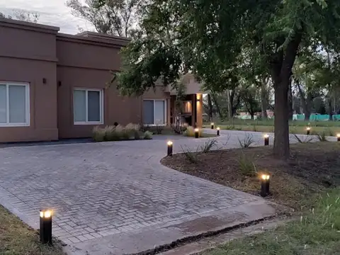 Casa en Venta con 1 cochera