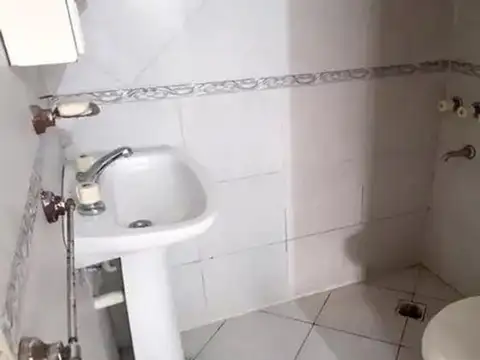 VENTA CASA 3 DORMITORIOS COCHERA PATIO Y TERRAZA