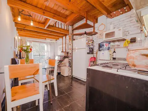 Depto Tipo Casa en Venta de 2 ambientes