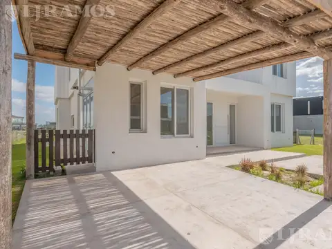 Casa en Venta en Puertos - Barrio Costas, USD 730.000