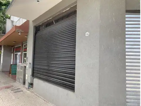 Local en Venta Via Pública