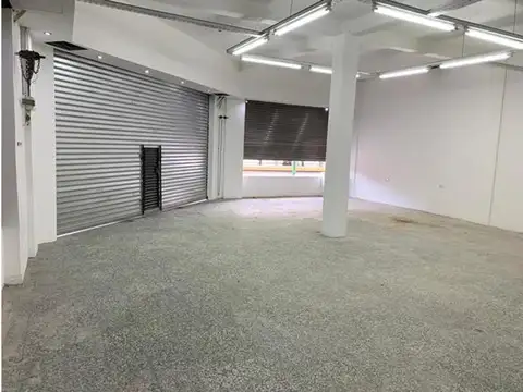 Local en Venta Via Pública