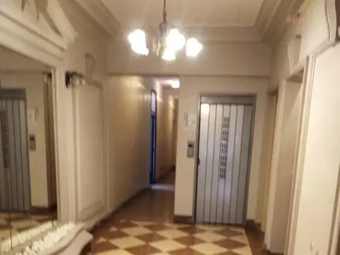 Ciudad de la paz 2500, Piso 2