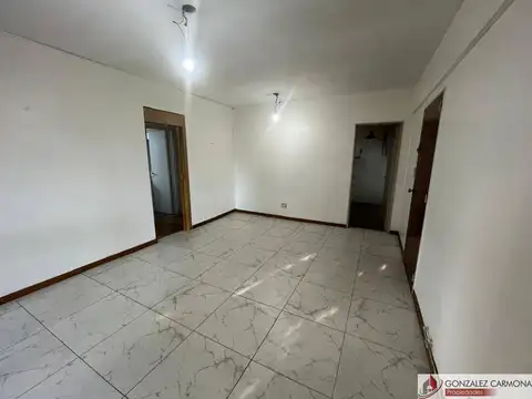Departamento en Venta en Villa Pueyrredon, USD 105.000