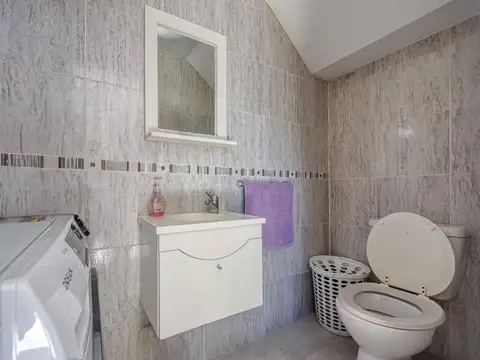 Depto Tipo Casa en Venta con 1 cocheras