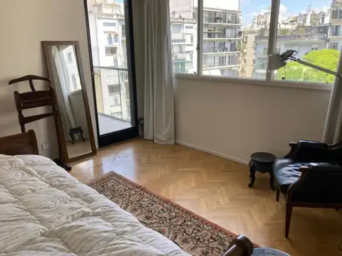 ALQUILER  AMOBLADO UNICO CON JARDIN RECOLETA! Pacheco de Melo al 2000 , 3 amb, c/ dep. c/jard...