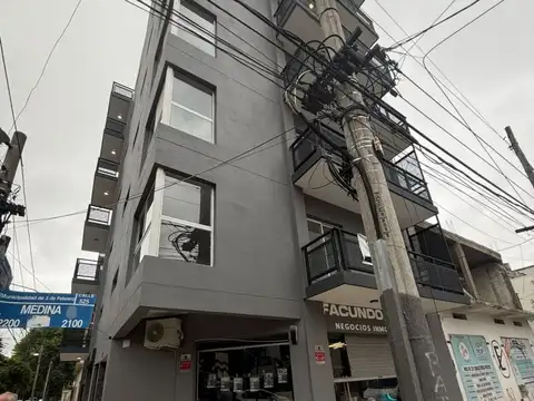 VENTA DE DEPARTAMENTO 2 AMBIENTES A ESTRENAR  CASEROS NORTE