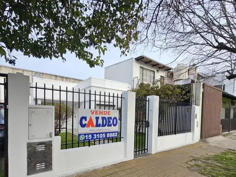 Depto Tipo Casa en Venta de 2 dormitorios