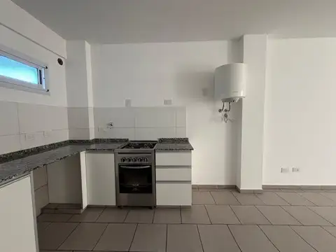 Departamento en Alquiler en Santos Lugares, $ 570.000