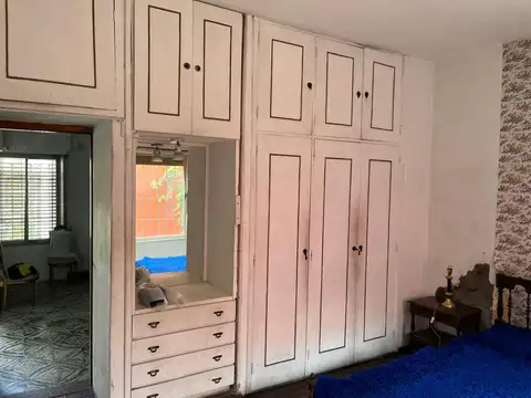 Venta - Casa de 3 ambientes con garage y terraza