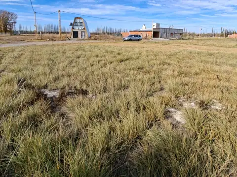 TERRENO EN ESQUINA 600M2 BARRIO CERRADO PEUMAYEN