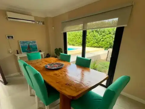 Casa en Venta al Oeste