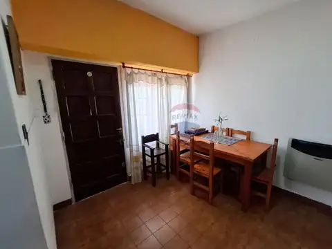 Depto Tipo Casa 2 ambientes con 1 baño