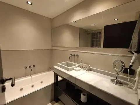 Departamento en Venta al Noreste