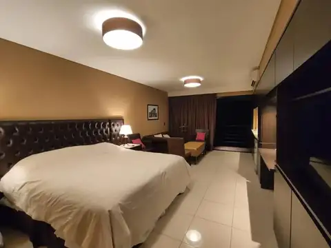 Charcas e/ Humboldt y Avenida Juan Bautista Justo