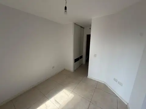 BV ILLIA 500, Piso 1