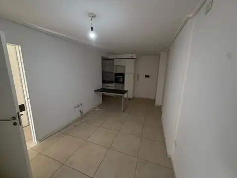 BV ILLIA 500, Piso 1