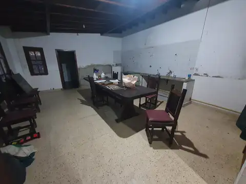 Casa 3 ambientes con 2 baños