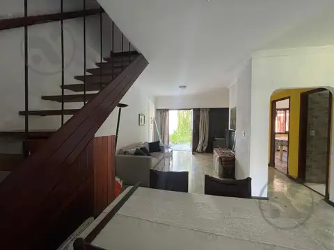 VENTA | CHALET 5 AMBIENTES | PARQUE LURO