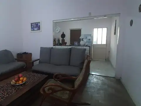 Depto Tipo Casa en Venta de 5 ambientes